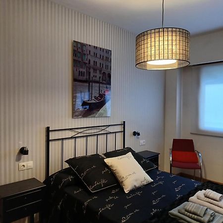 Maria Belkis Apartment Оуренсе Екстериор снимка